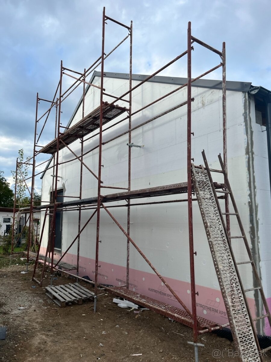 Lesenie 200m2