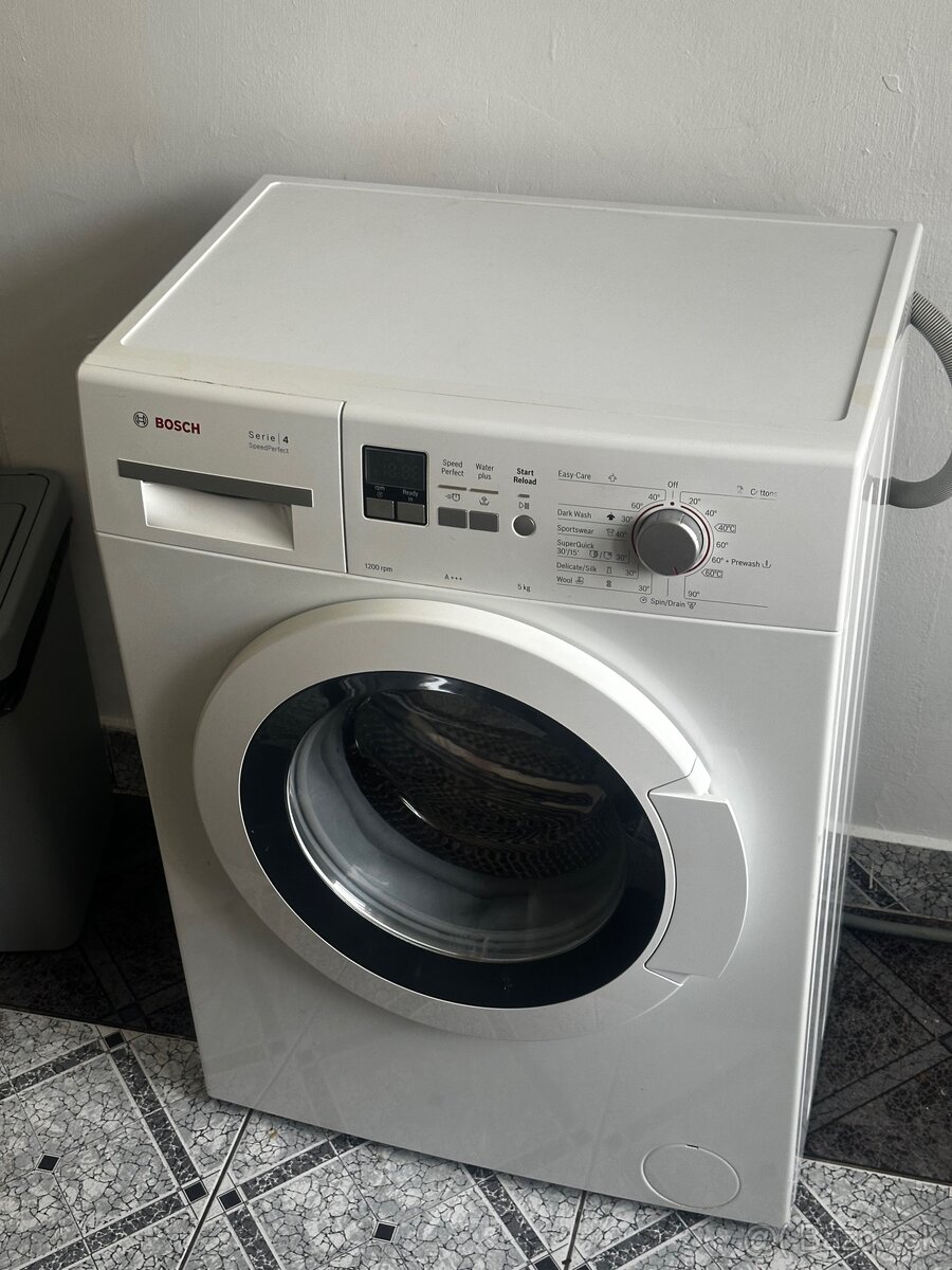 Práčka Bosch serie 4, 5kg