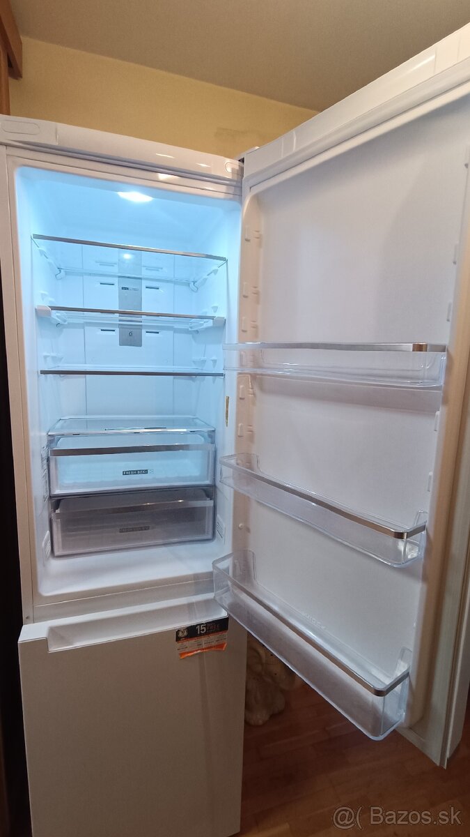 Predám používanú chladničku WHIRLPOOL W7 931 TW