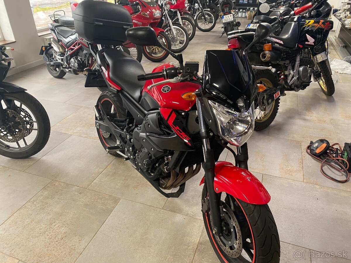 Yamaha XJ6 2012