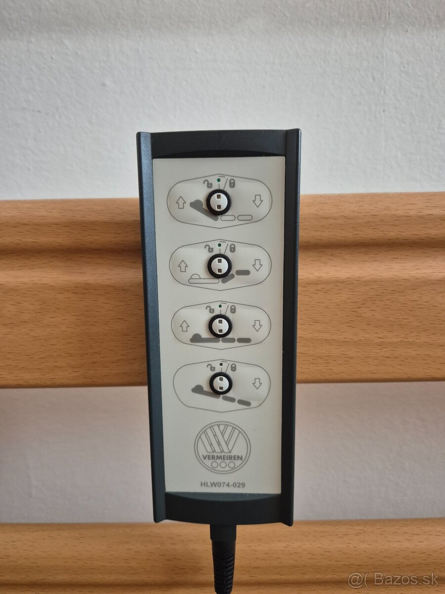 Polohovatelná posteľ Vermeiren HLW074‑029