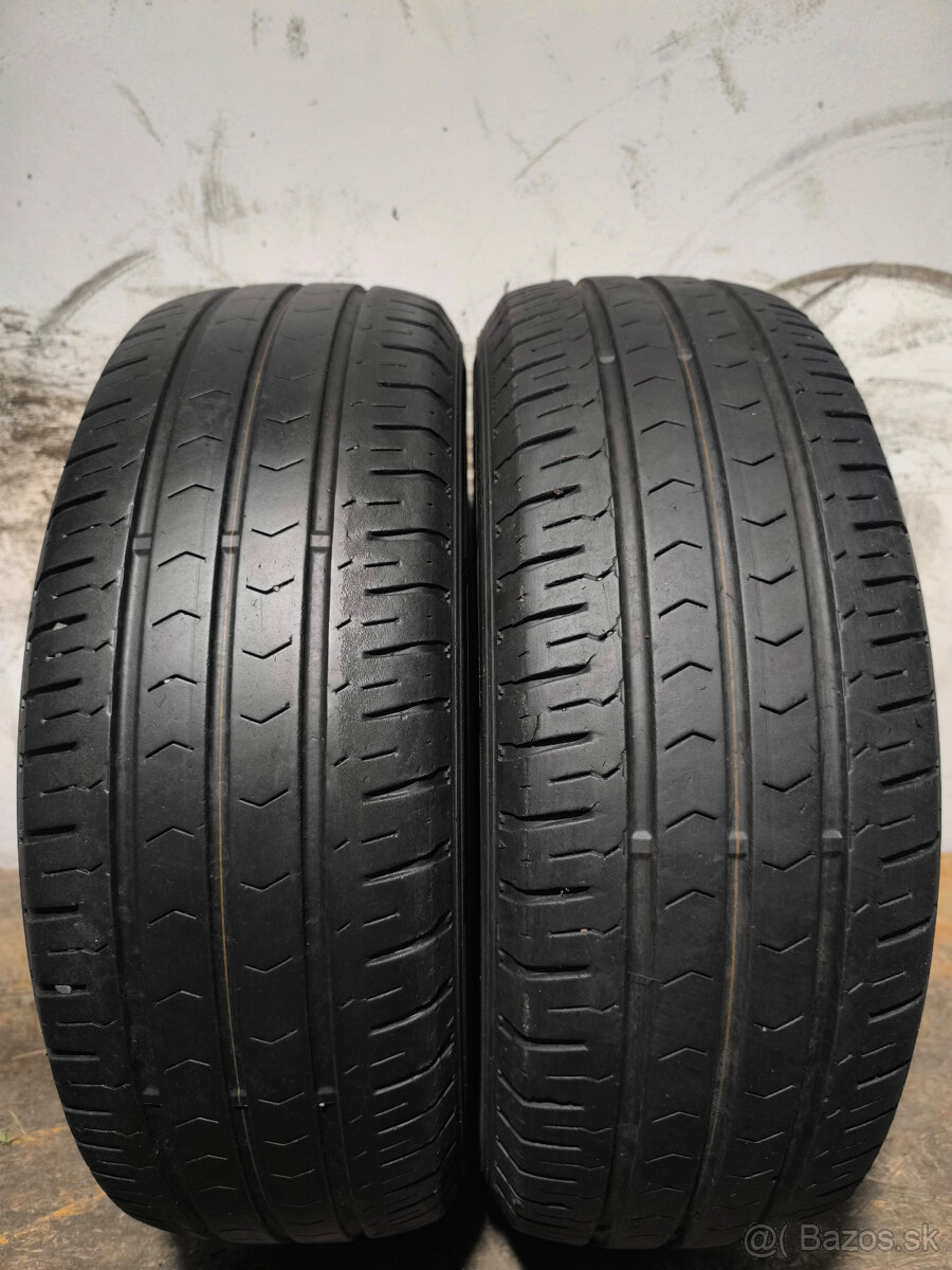 215/70 R15C Letné pneumatiky Nexen Roadian 2 kusy
