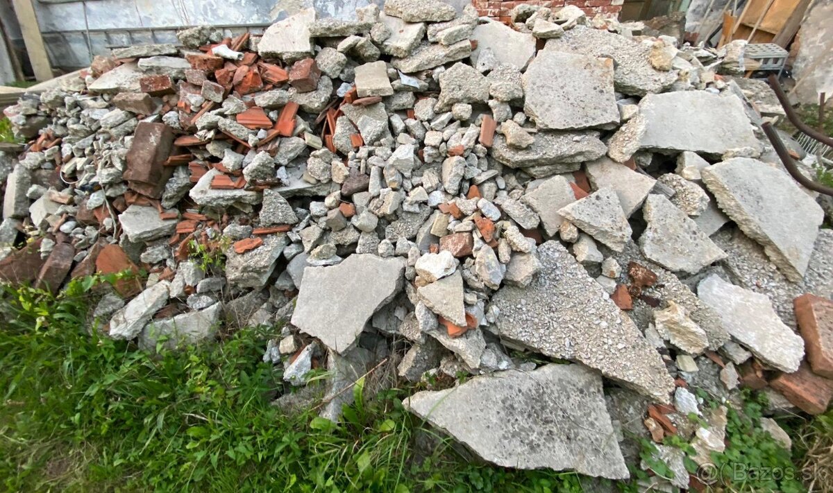 Stavebná suť