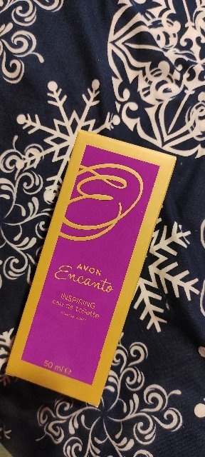 Toaletná voda Encanto Inspiring creamy violet