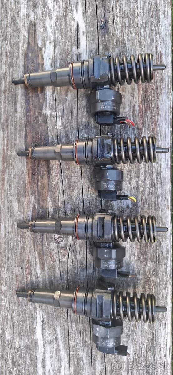 038130073AC Vstrekovacie trysky 1.9TDI 85kW AJM , AUY