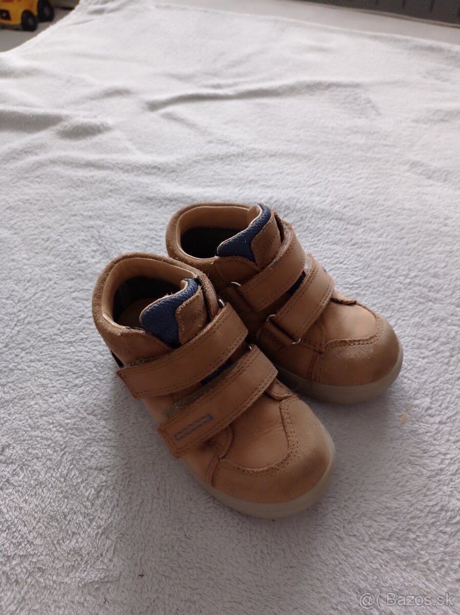 Jesenné vyššie topanky č.22