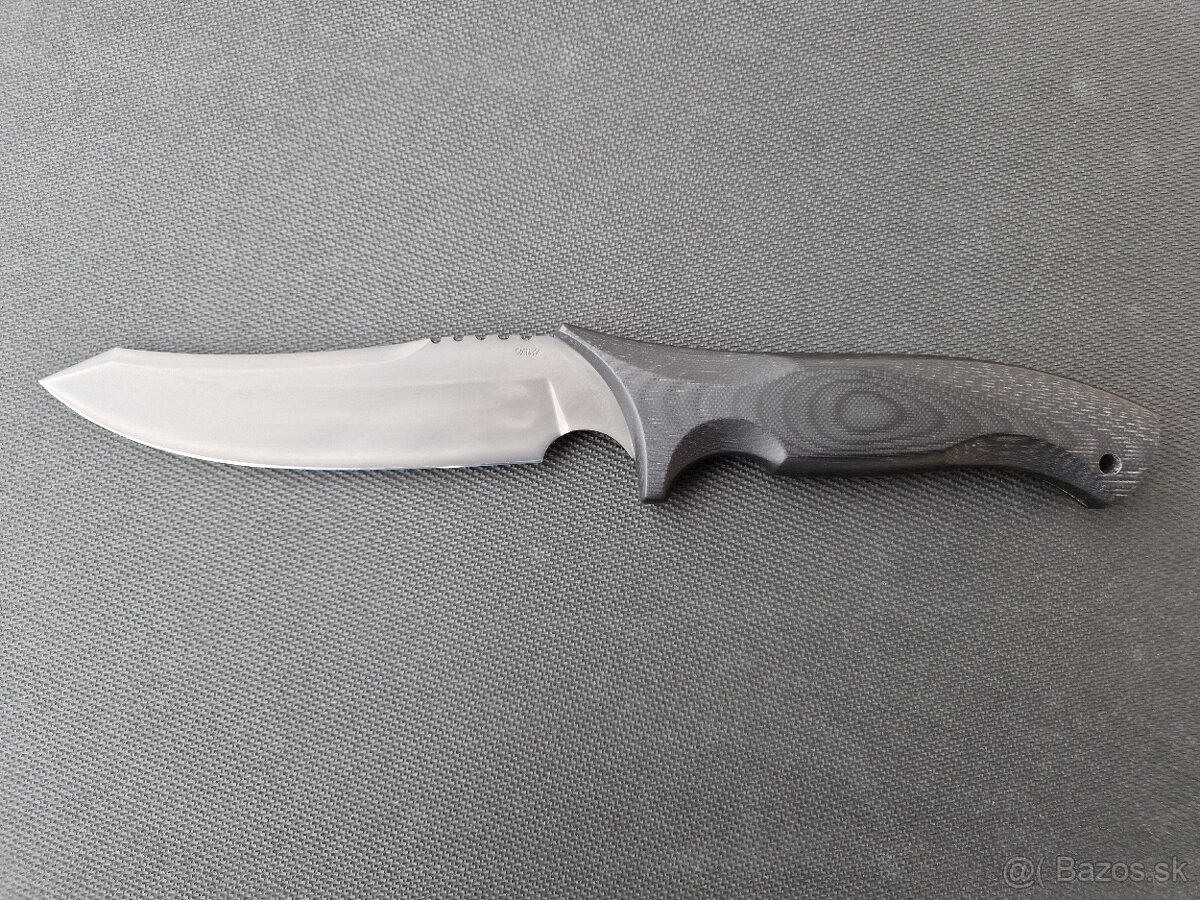 Vojenský nôž Alpha