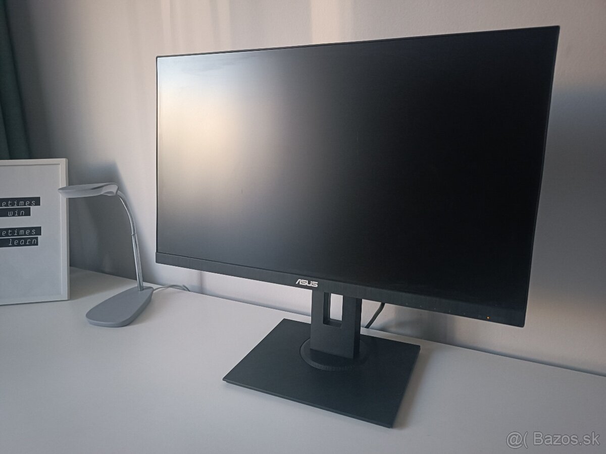 LCD monitor Asus