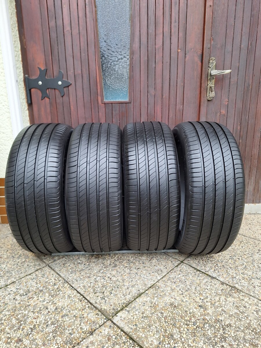 235/50 r19 Michelin Nové 4824