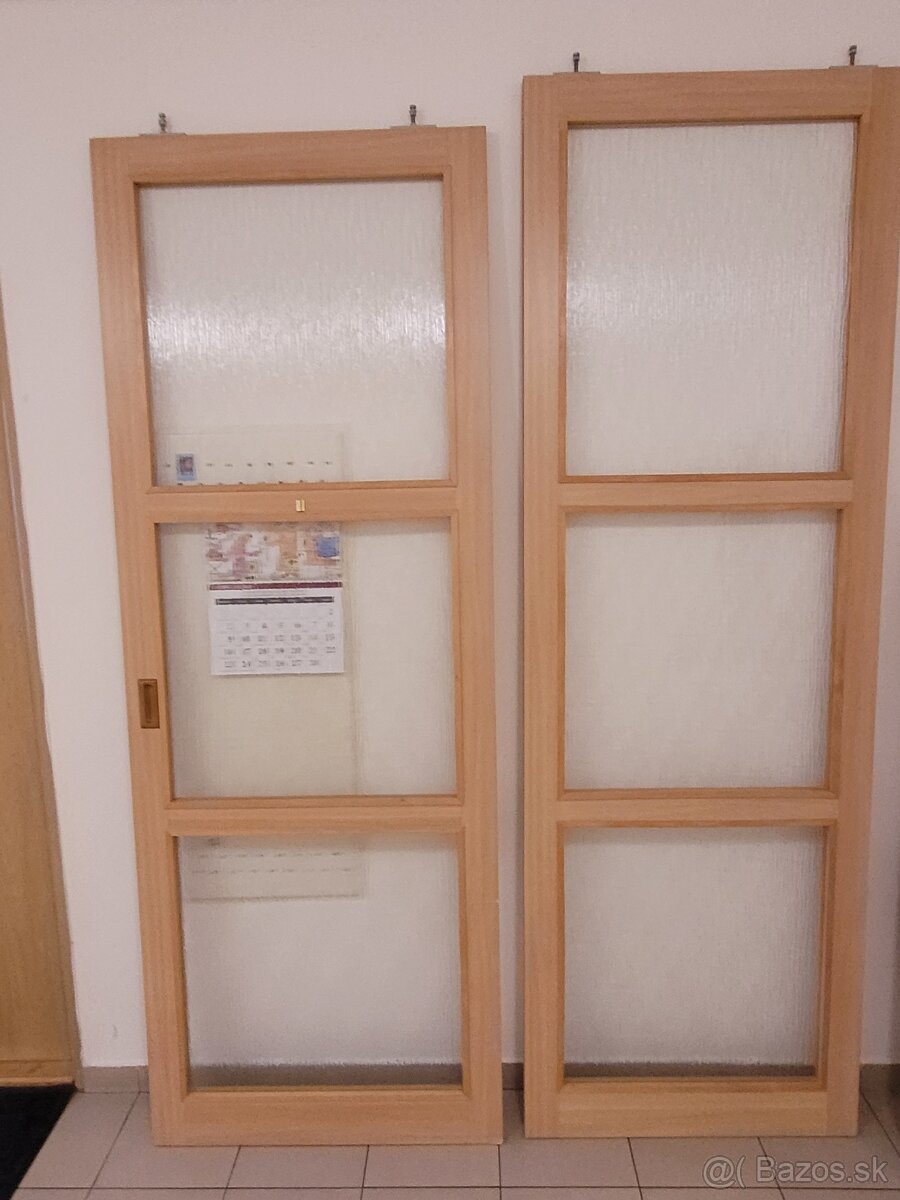 Posuvne interiérové dvere