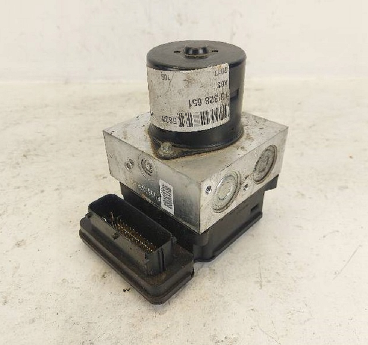 ABS kocka Opel Insignia 13328651