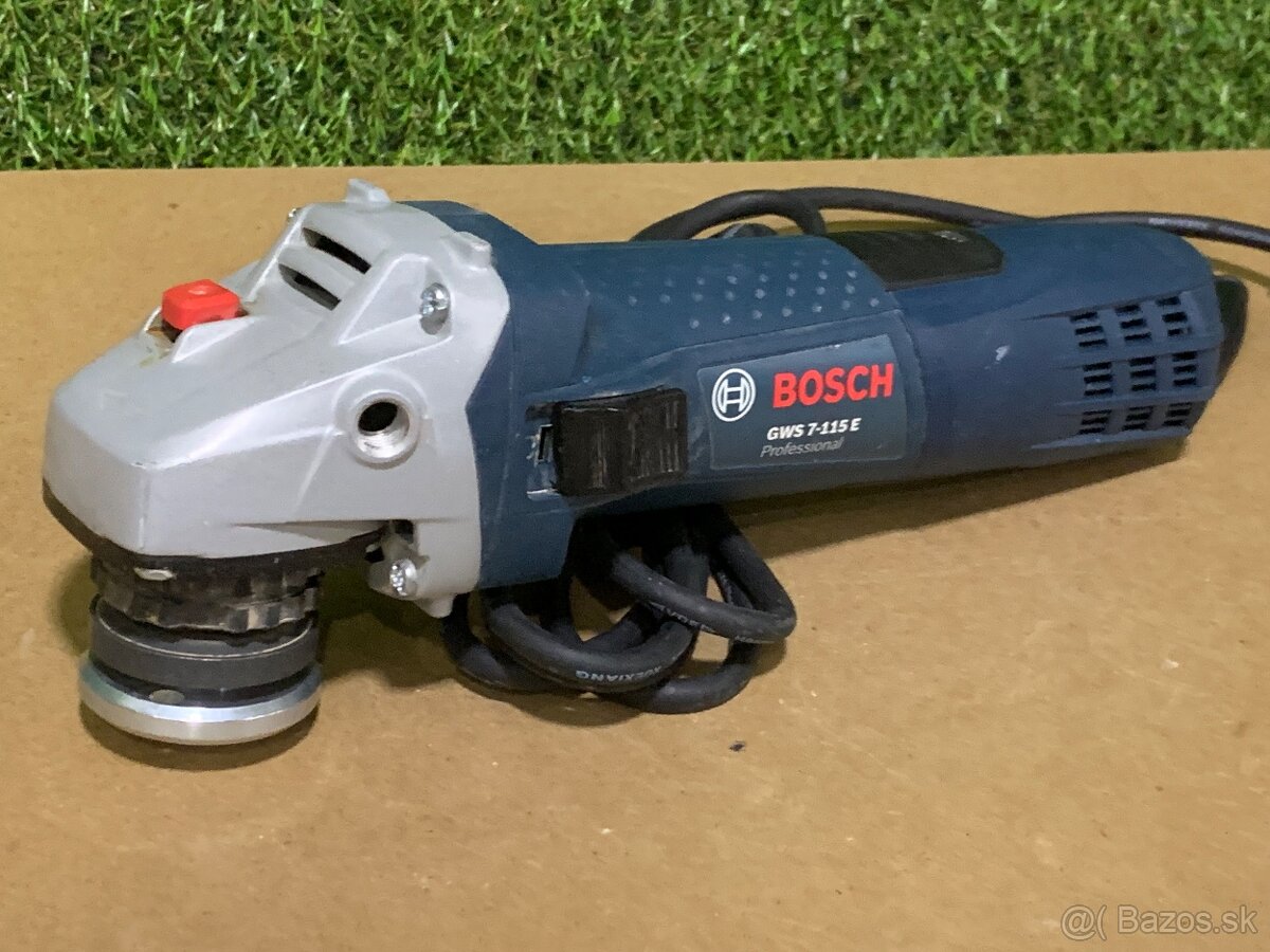 Bosch Uhlová brúska GWS 7-115 E