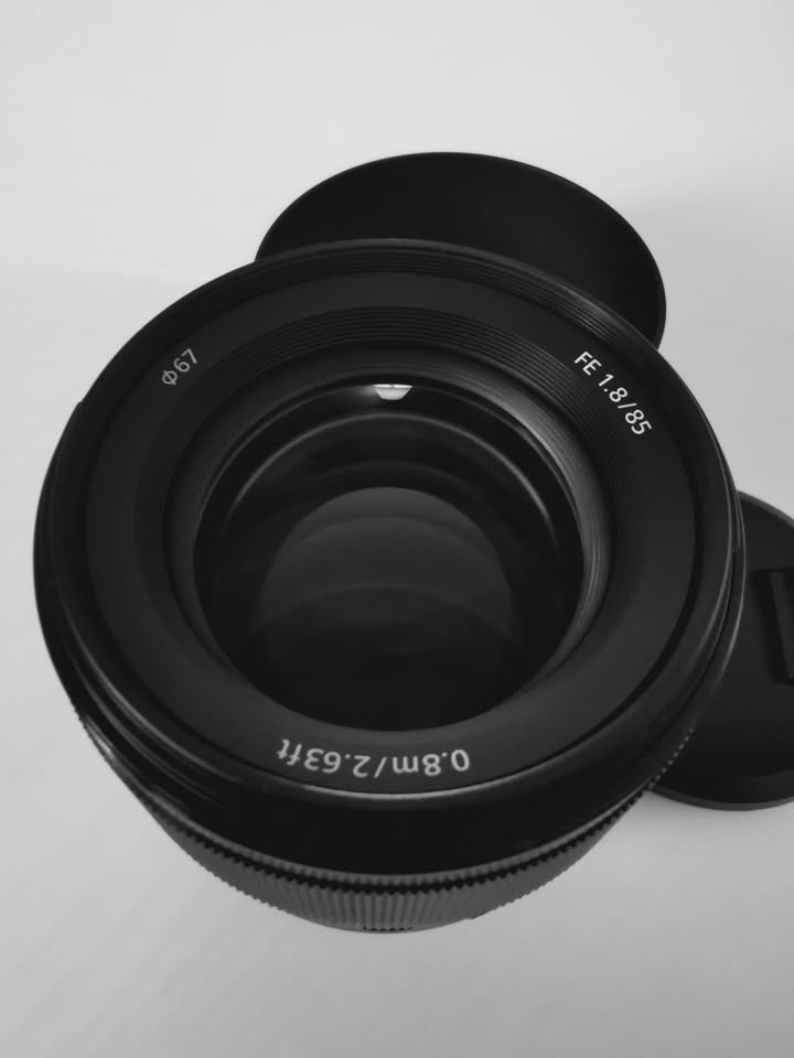 Sony 85mm F1.8