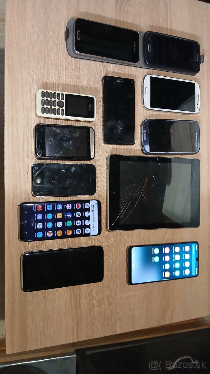 Staršie mobilné telefóny