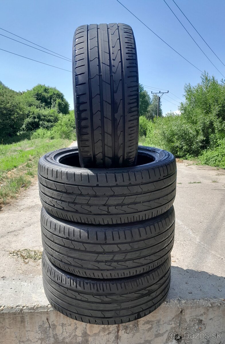 Pneu 225/45 R17