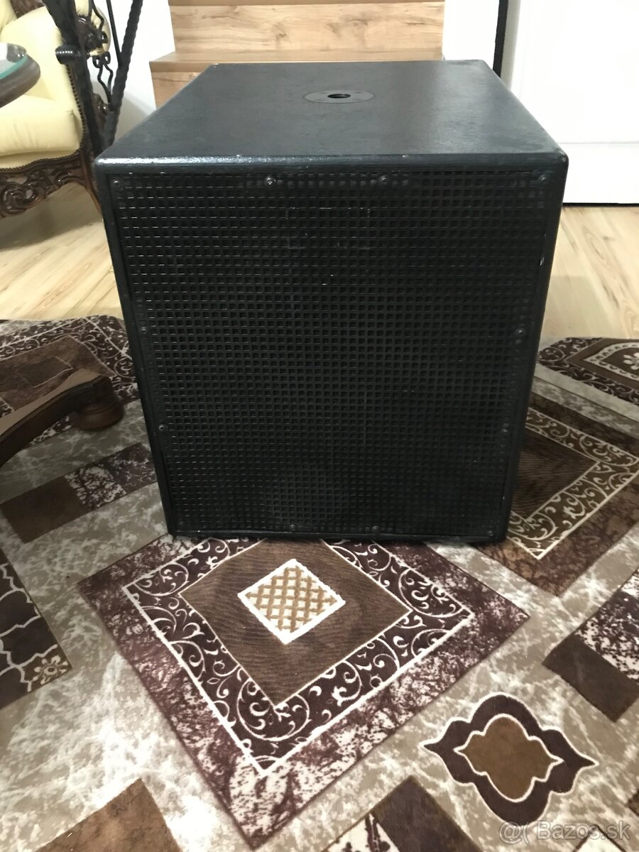 Rcf LF18N401