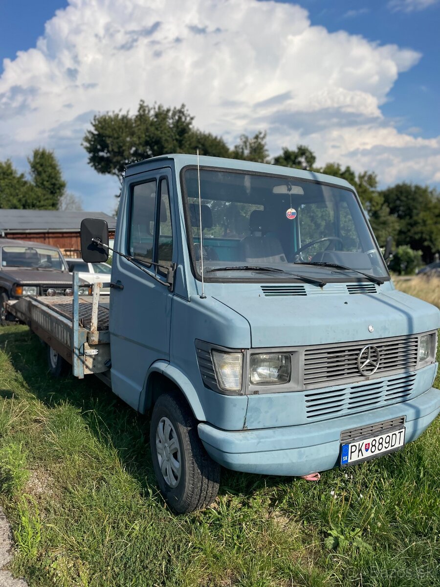 Mercedes-benz 2.3 odťahovka
