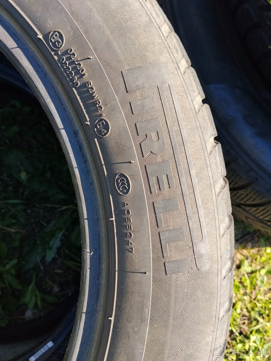 Zimne 215/55 R17, 94H, Pirelli Sotozero3,2ks