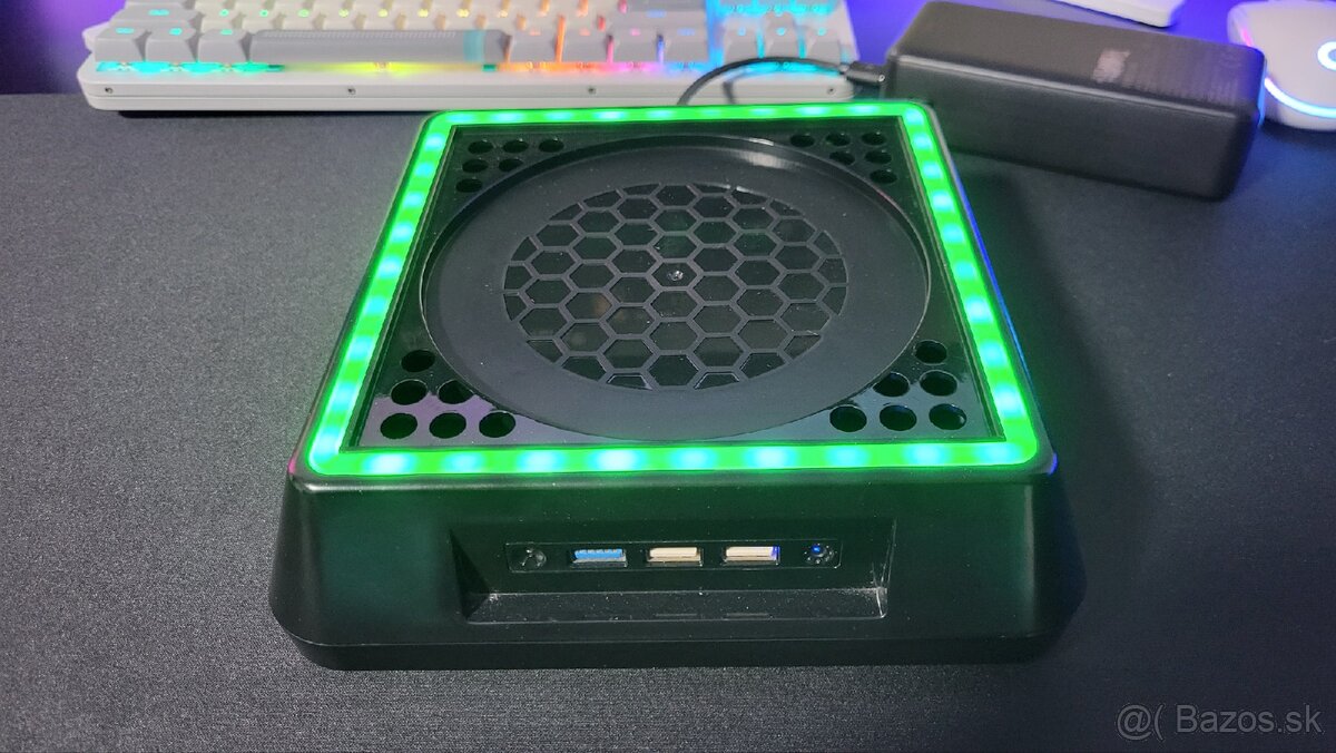 Chladiaca podložka pod Xbox Series X