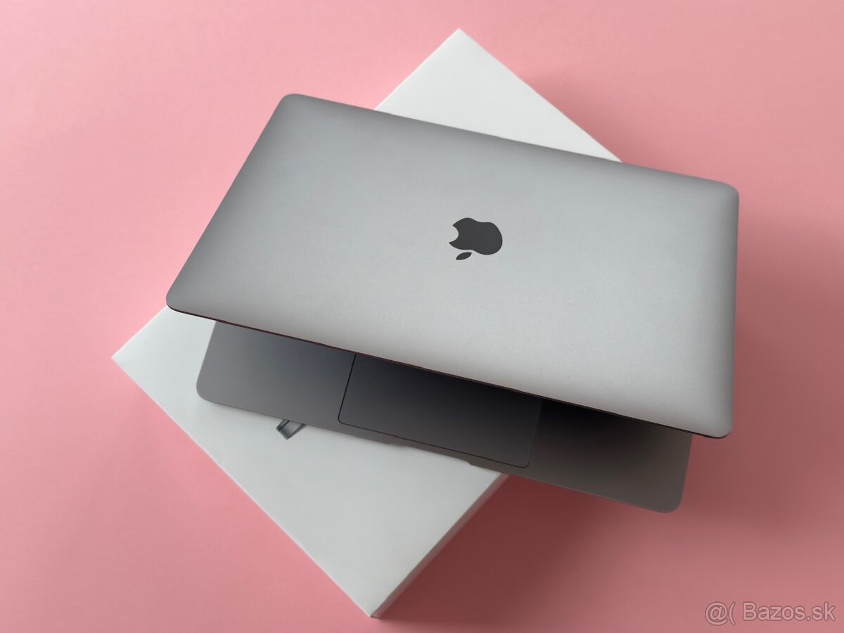 MacBook Air 2019 13 8GB / 128GB