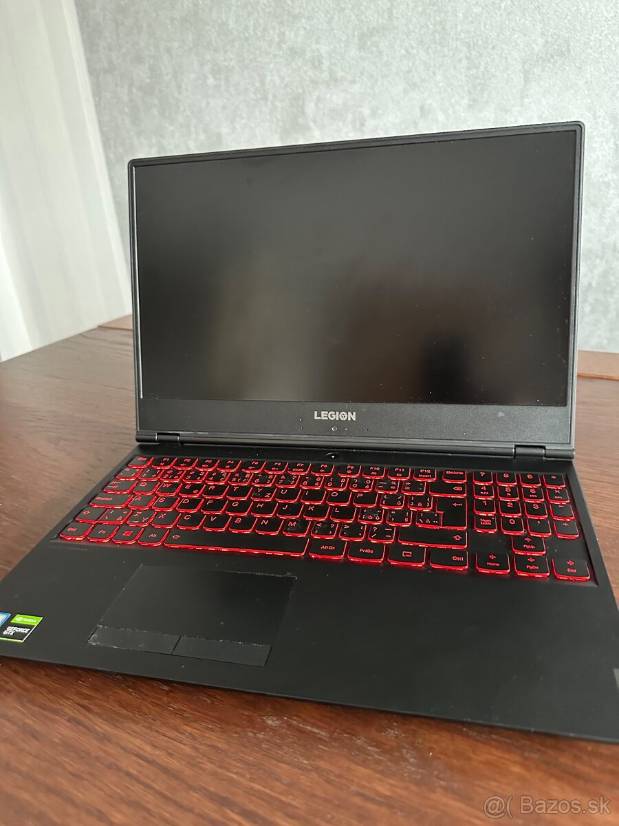 Herný notebook Lenovo LEGION Y7000