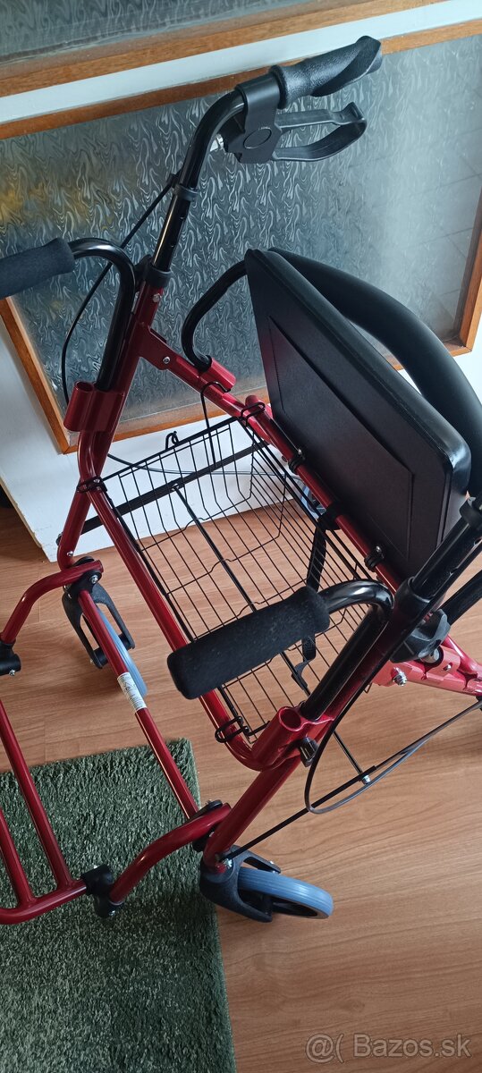 Chodítko pre seniorov
