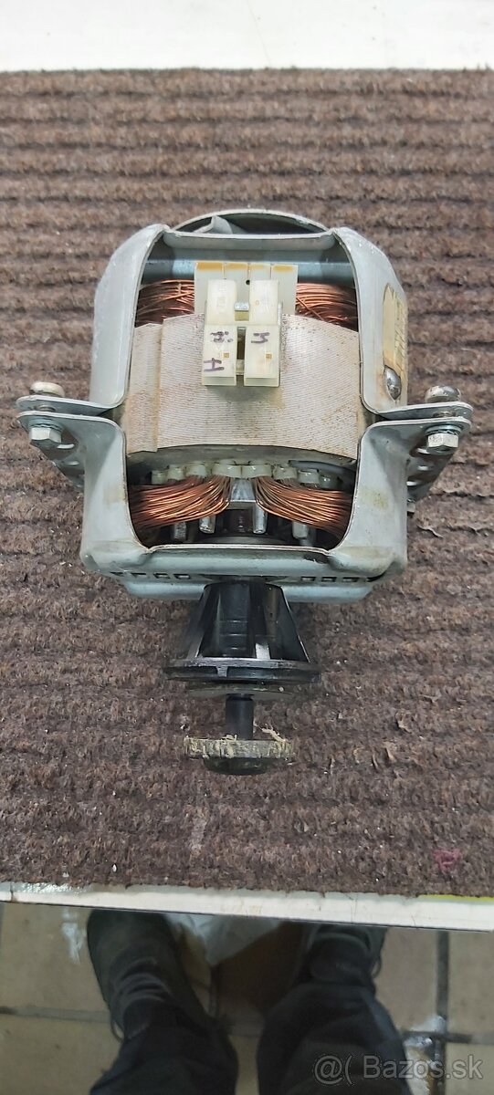 Predám elektromotor z kosačky