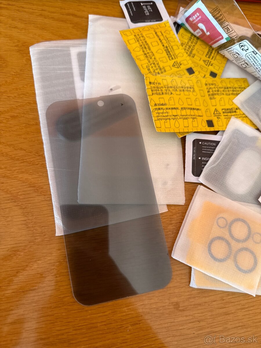 Ochranne sklo iphone 16, 16 pro a 16e aj nalepim