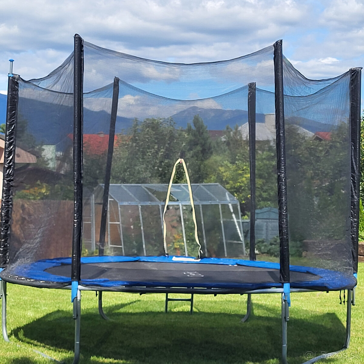 Trampolína