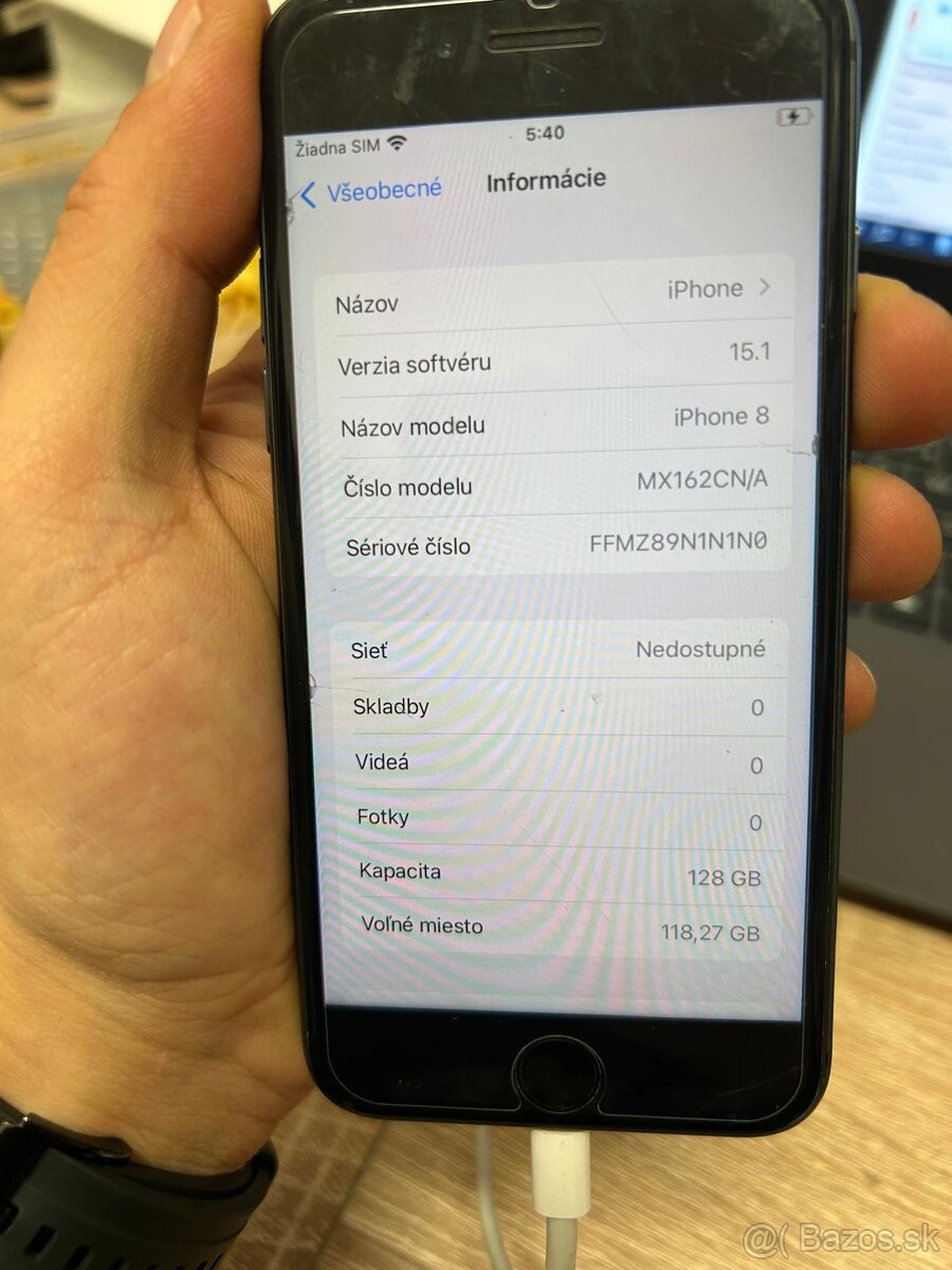 IPHONE 8 128GB -používaný