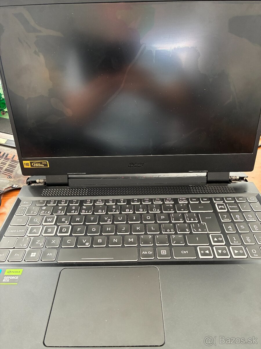 Pokazeny Acer NItro 5