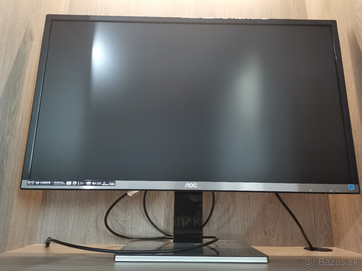 32" AOC Q3277PQU QHD monitor