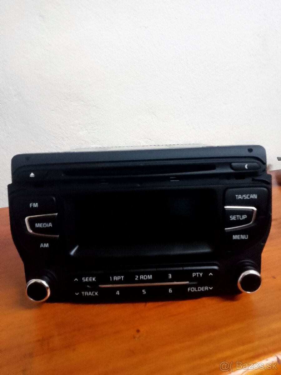 Originál Kia Ceed autorádio
