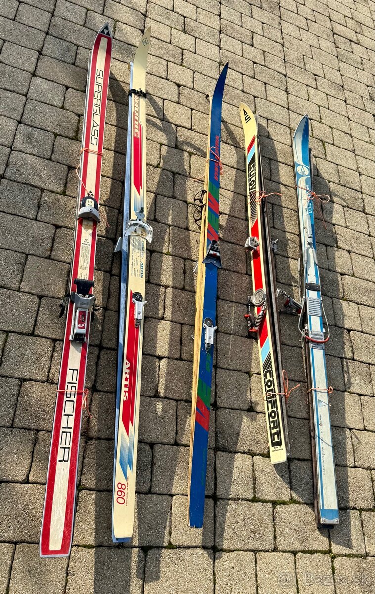 Lyze stare retro vintage