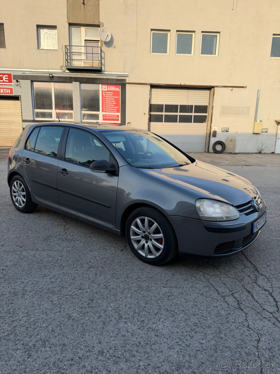 Volkswagen VW Golf 5