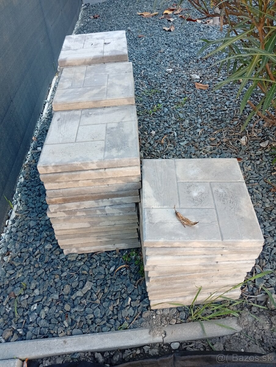 Dlažba 2cm 30x30