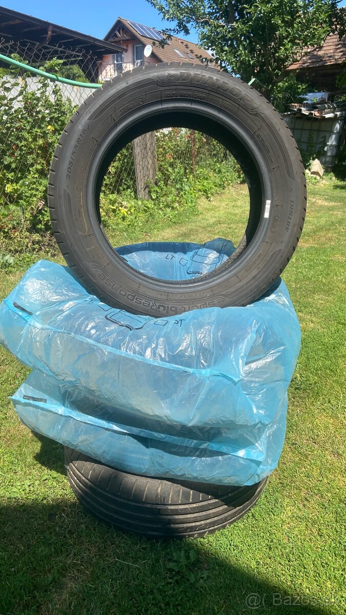 Dunlop Sport bluresponse 205/55r16