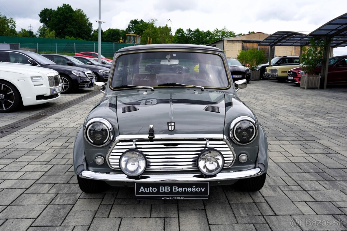 Mini Cooper 1000, kůže