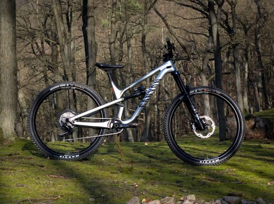 KUPIM HORSKY BICYKEL V TEXTE napr:CANYON atd.