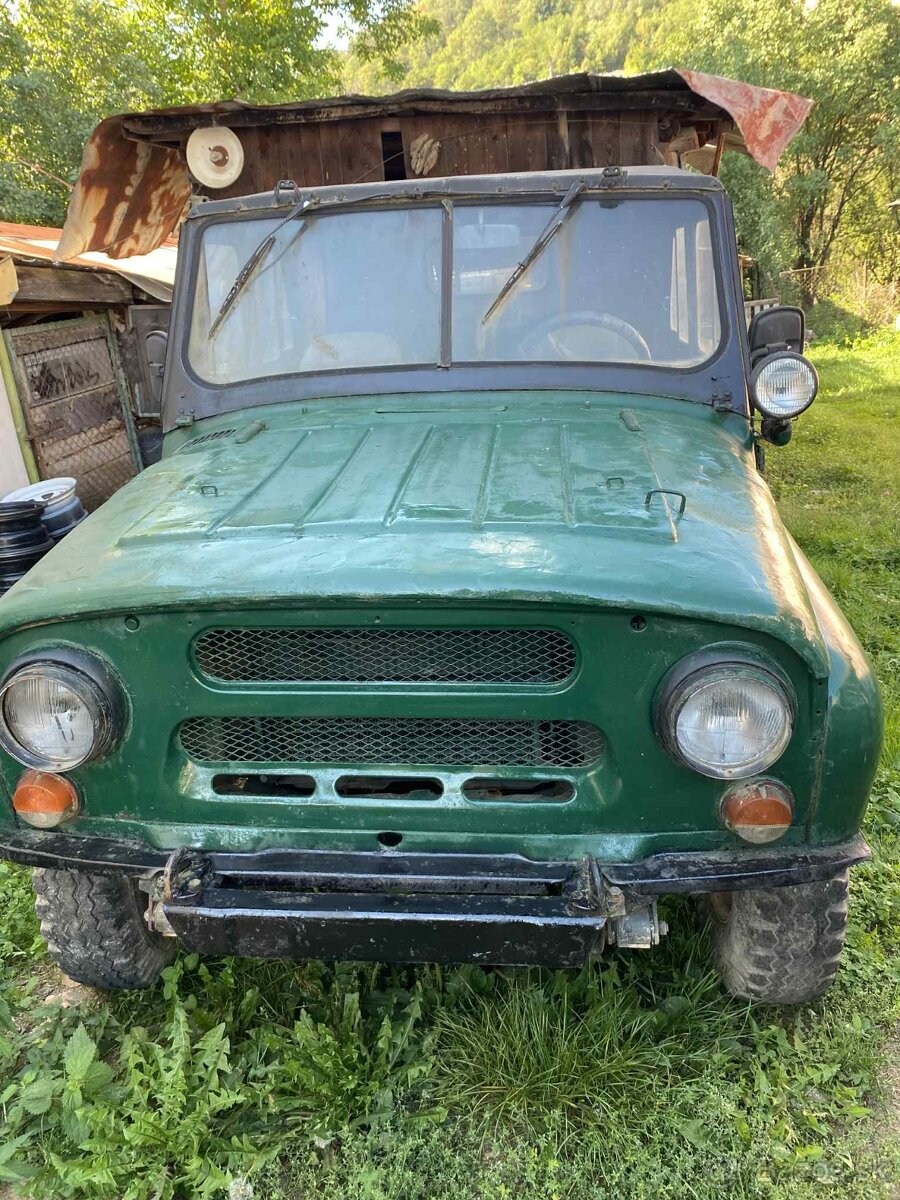 UAZ 469
