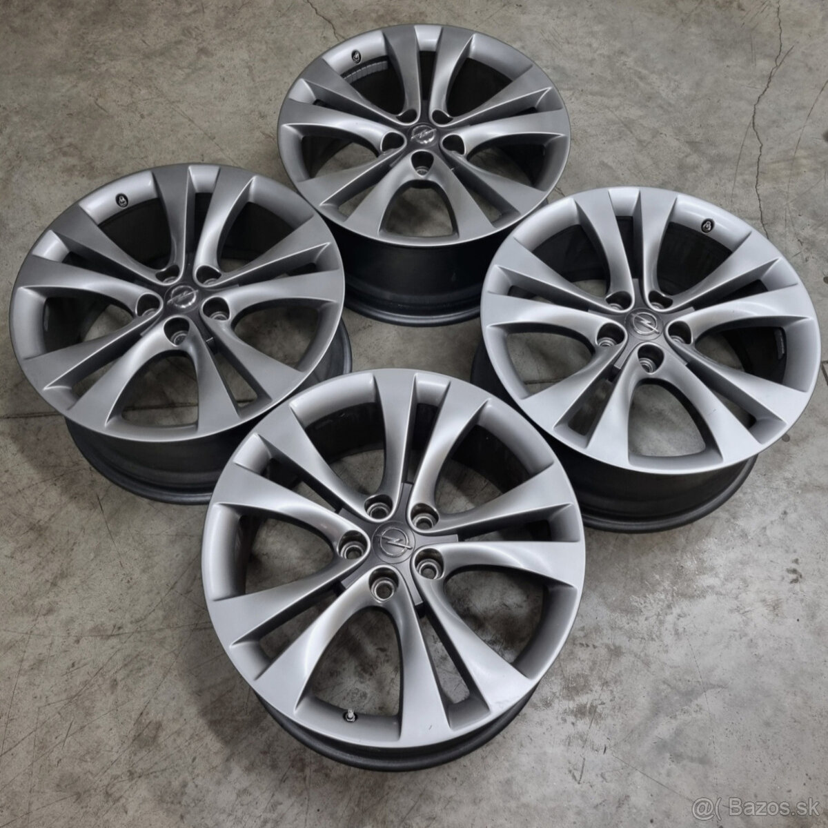 Hliníkové disky 5x120 R20 8,5J ET45