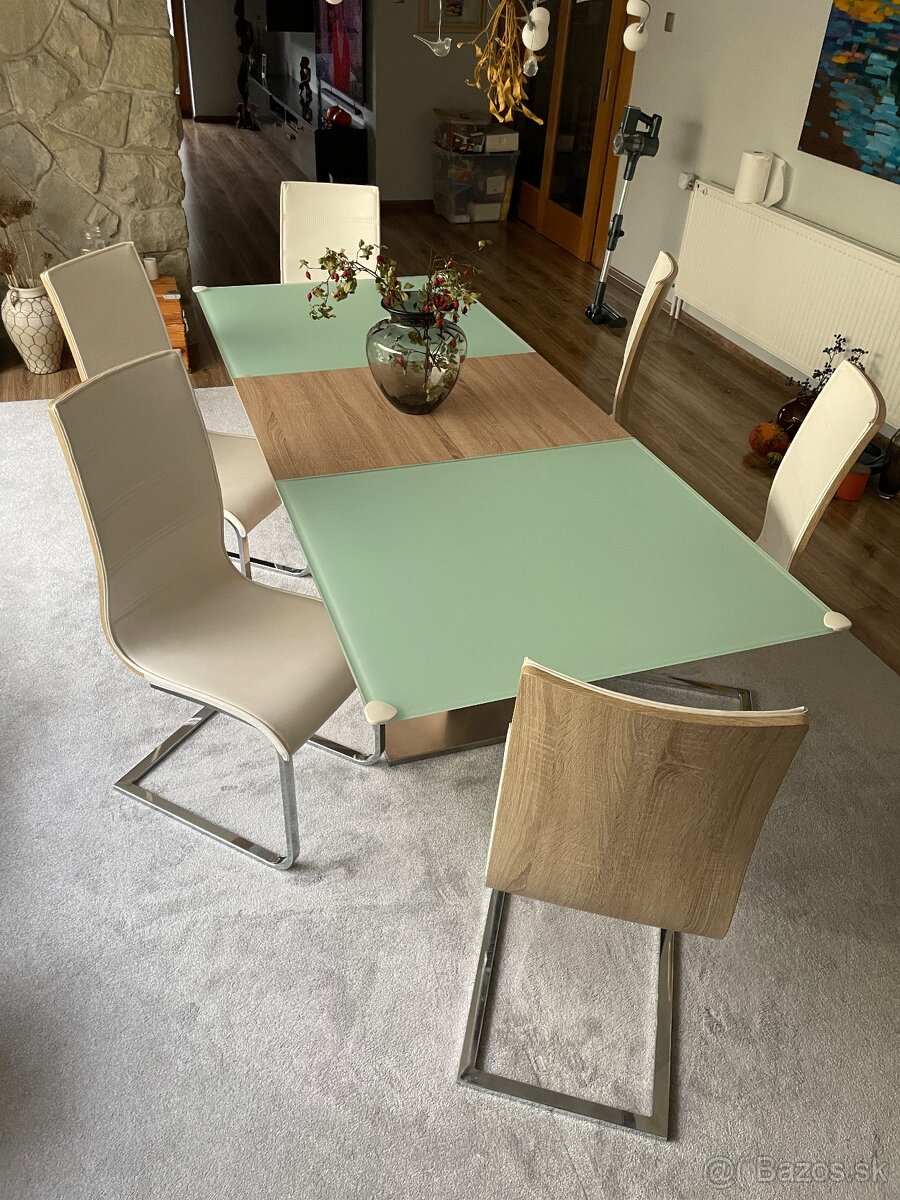 Moderný stôl  + 6ks stoličiek