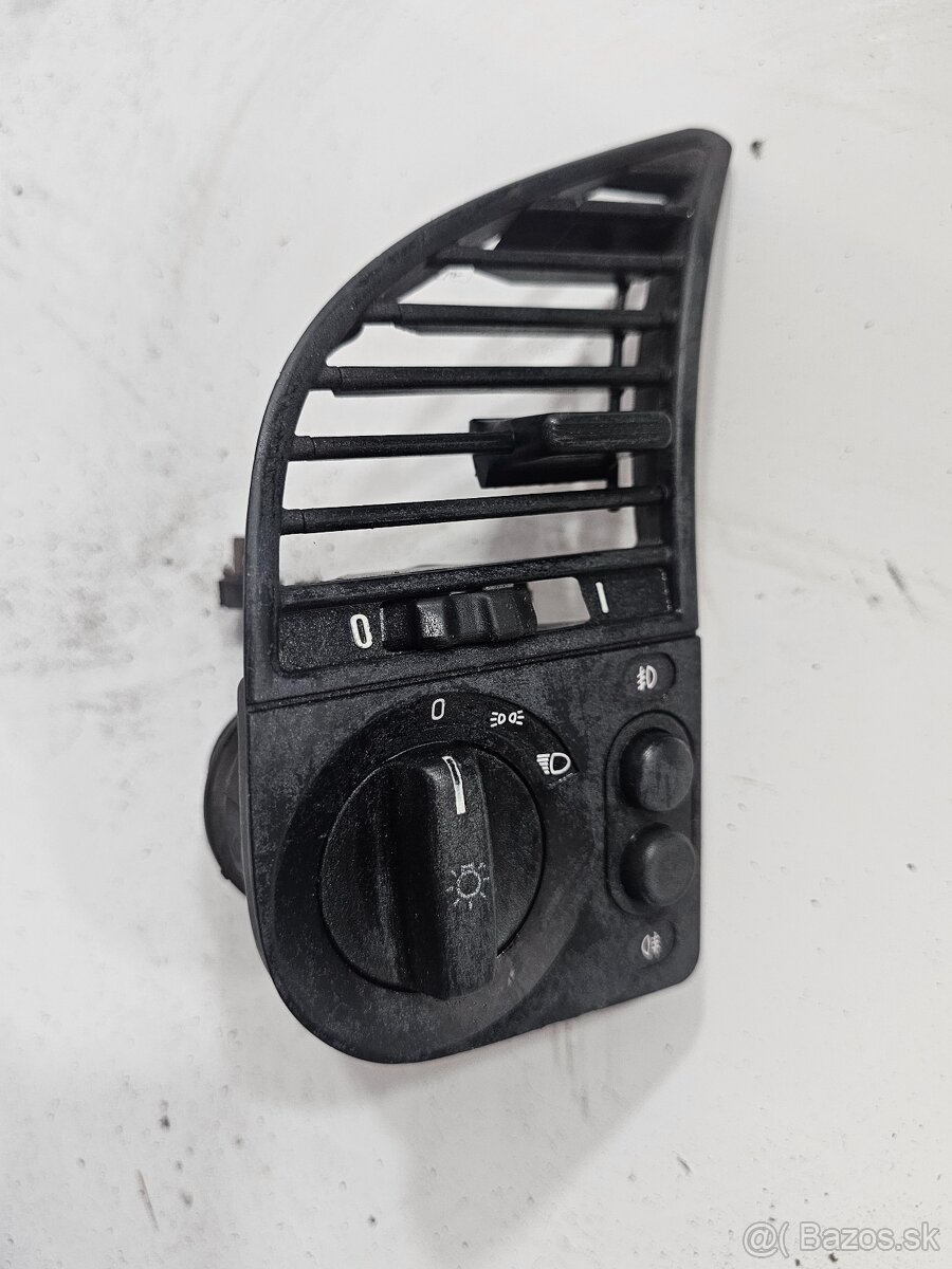 Vypinac svetiel e36 a zadne svetla compact