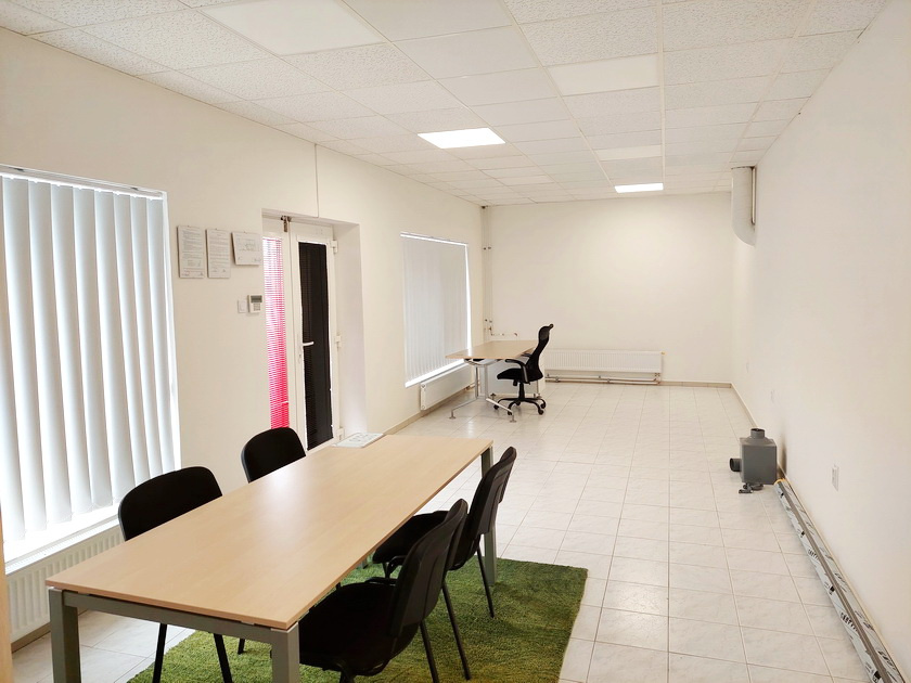 Prenajmemem administratívno obch. priestor v Bratislave Rači