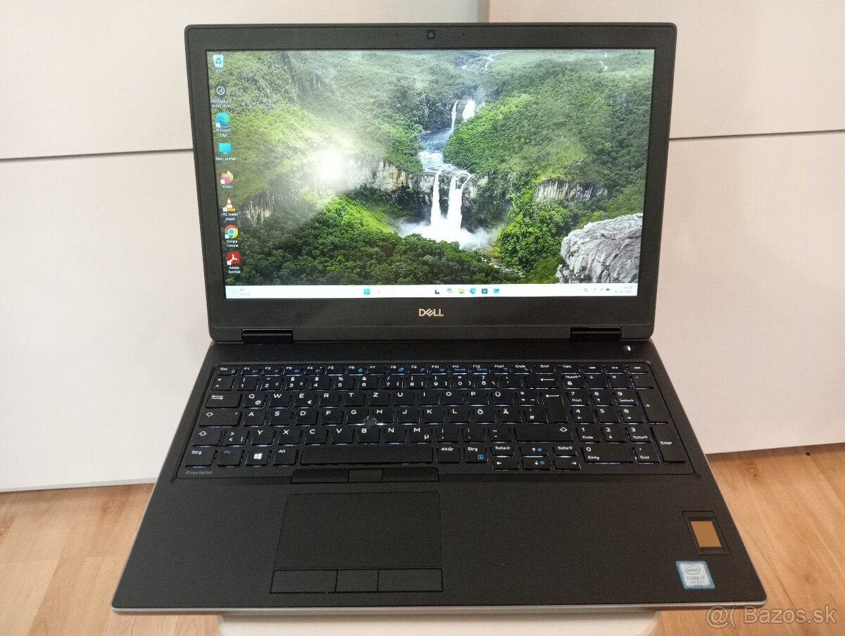 predám Dell precision 7530 , Intel core i7 , 32gb ram , ssd