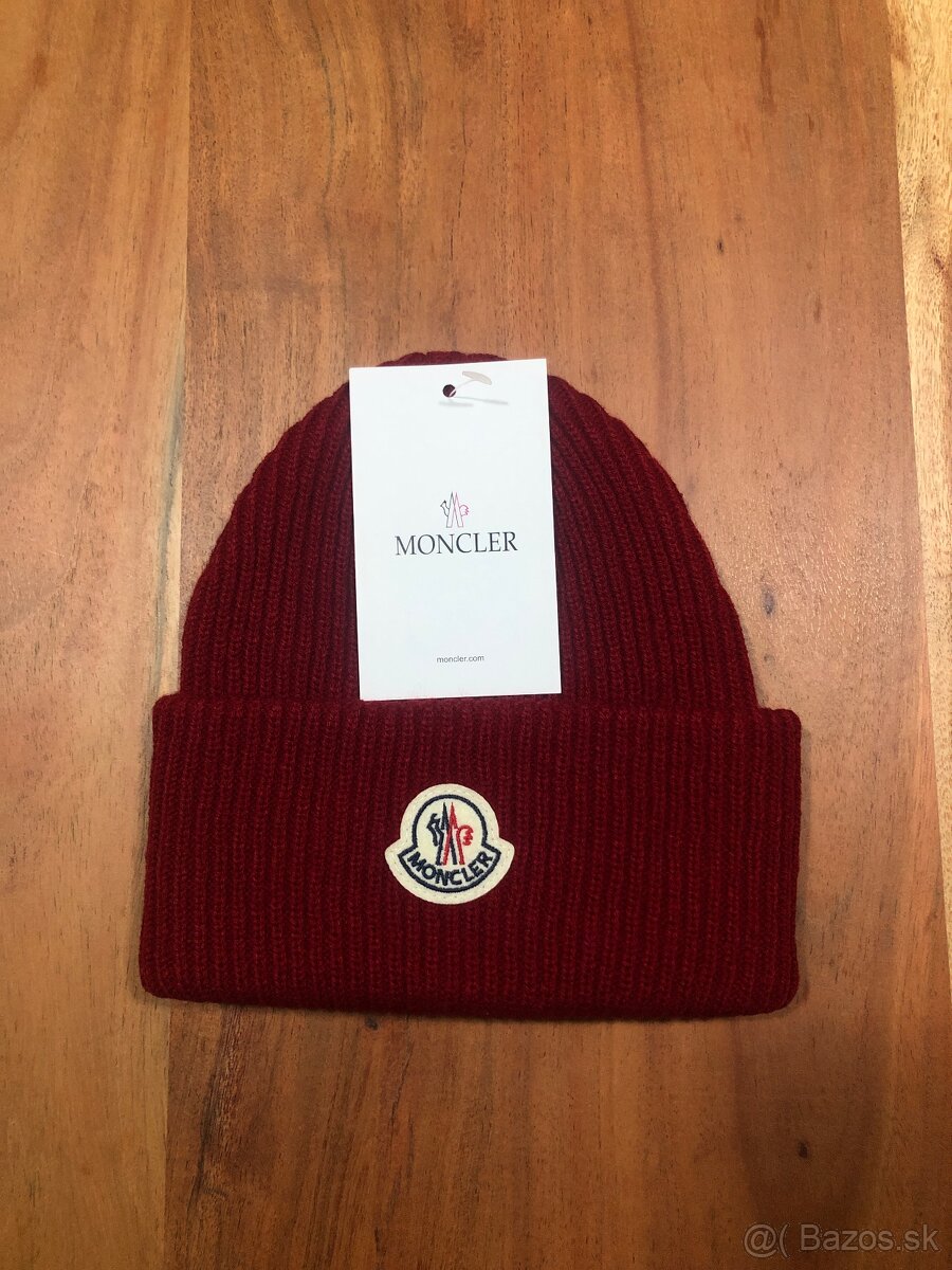 Bordova unisex Moncler zimna ciapka