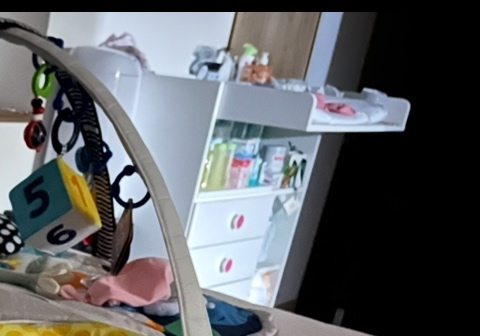 Prebaľovací pult