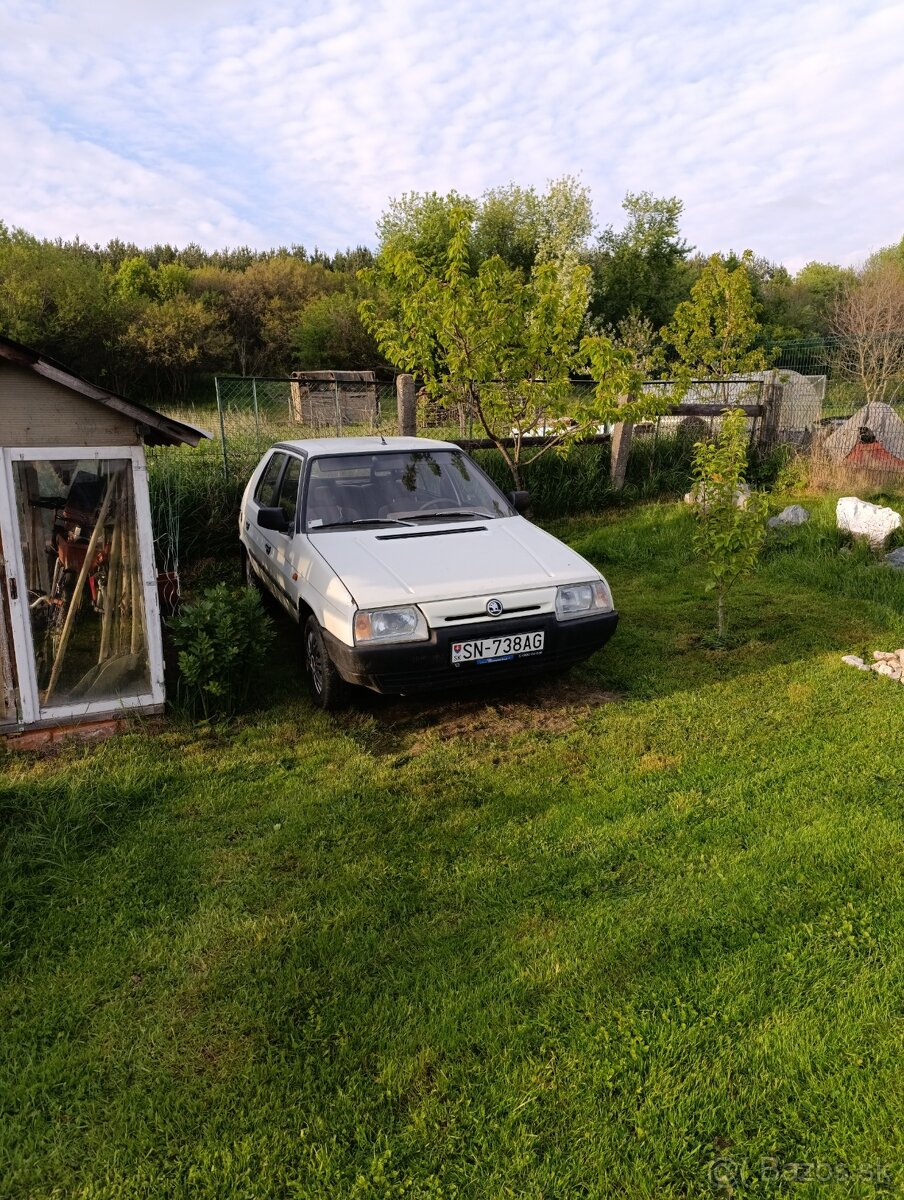 škoda favorit 135