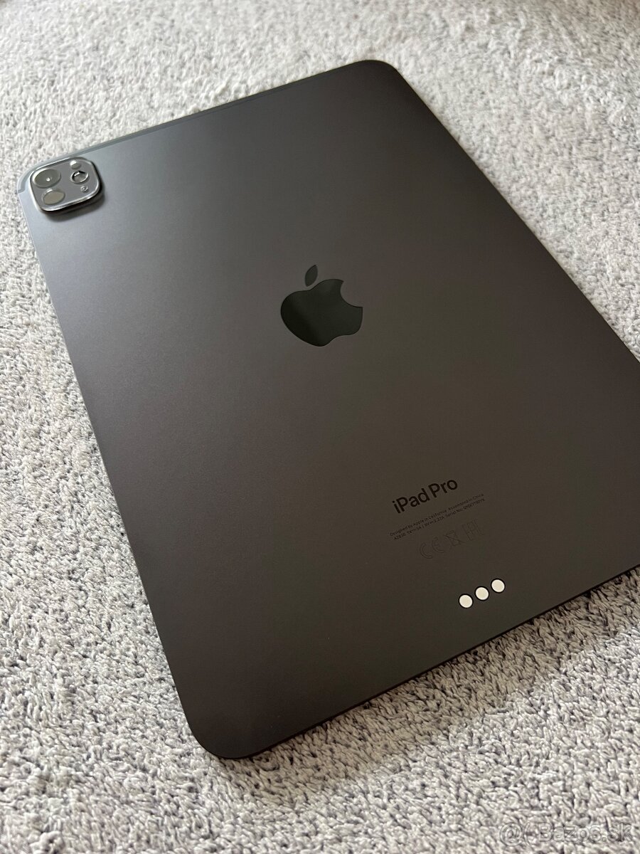 iPad PRO 2024