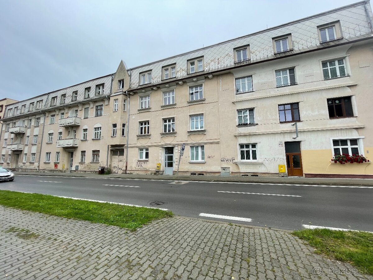 NA PREDAJ 3 IZBOVÝ BYT + PODKROVIE NAD BYTOM V CENTRE ŽILINY